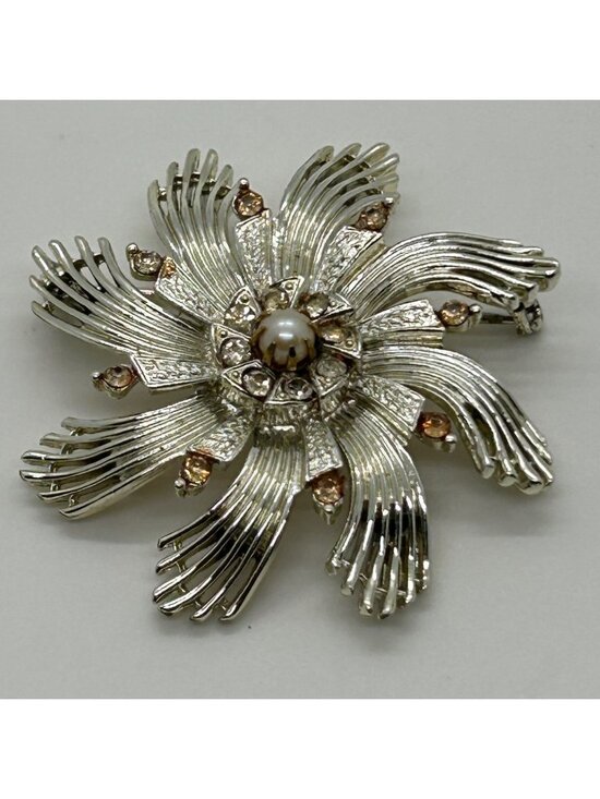Ceil Chapman Jewelry - Vintage Ceil Chapman Brooch Gold Tone Pearl Rhinestone Flower Statburst Atomic